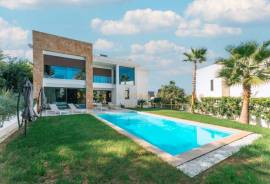 Luxury family villa with lots of space and fantastic sea- / panoramic views in Nova Santa Ponsa