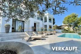 Bezugsfertige Luxus Neubauvilla mit Traumblick über die Berge und das Meer in Nova Santa Ponsa