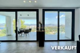 Bezugsfertige Luxus Neubauvilla mit Traumblick über die Berge und das Meer in Nova Santa Ponsa