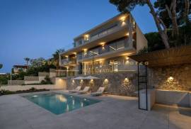 Luxusvilla mit spektakulärem Meerblick in 2. Meereslinie und vielen Features - Hafennähe Santa Ponsa Luxusvilla mit spektakulärem Meerblick in 2. Meereslinie und vielen Features - Hafennähe Santa Ponsa