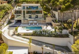 Luxusvilla mit spektakulärem Meerblick in 2. Meereslinie und vielen Features - Hafennähe Santa Ponsa