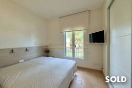 SOLD ! - Beautiful, sunny apartment with 2 terraces and wonderful views of the pool and garden near the beach