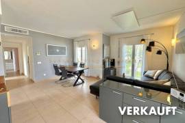 VERKAUFT ! - Wunderschönes, sonniges Apartment mit 2 Terrassen sowie herrlichem  Blick zum Pool und Garten in Strandnähe
