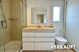 VERKAUFT ! - Wunderschönes, sonniges Apartment mit 2 Terrassen sowie herrlichem  Blick zum Pool und Garten in Strandnähe