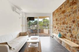 Saniertes Meerblick Apartment in Bendinat
