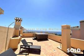 Unique SOLD! penthouse with stunning sea views and large roof terrace