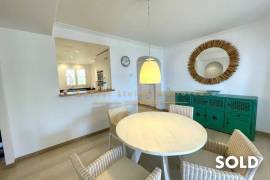Unique SOLD! penthouse with stunning sea views and large roof terrace