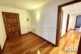 Spacious apartment in the center of Palma with a lot of potential