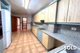 Spacious apartment in the center of Palma with a lot of potential