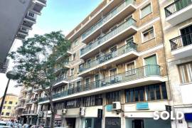 Spacious apartment in the center of Palma with a lot of potential