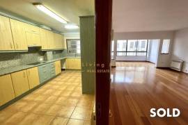 Spacious apartment in the center of Palma with a lot of potential