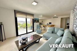 VERKAUFT - Exklusives Penthouse mit Meerblick und großer Dachterrasse über 2 Etagen  in Strand-und Meeresnähe