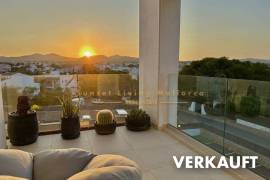 VERKAUFT - Exklusives Penthouse mit Meerblick und großer Dachterrasse über 2 Etagen  in Strand-und Meeresnähe