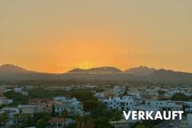 VERKAUFT - Exklusives Penthouse mit Meerblick und großer Dachterrasse über 2 Etagen  in Strand-und Meeresnähe