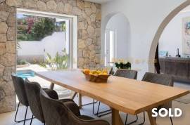 SOLD - Exclusive Ibiza-style villa in a prime location in Sol de Mallorca with sea views SOLD - Exclusive Ibiza-style villa in a prime location in Sol de Mallorca with sea views