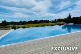 EXCLUSIVE - Ready to move in modern villa with pool at the golf course in great residential area of Nova Santa Ponsa