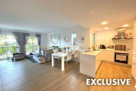 EXCLUSIVE - Ready to move in modern villa with pool at the golf course in great residential area of Nova Santa Ponsa
