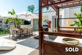 SOLD - Fantastic penthouse apartment with partial sea view in exclusive residential complex 