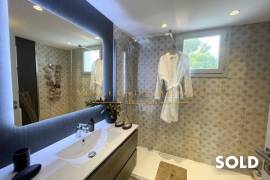 Stylish penthouse in exclusive residential complex with partial sea view in Palmanova