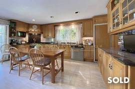 Familien-Villa als Investitionsobjekt in Nova Santa Ponsa mit Panoramablick und Teilmeerblick