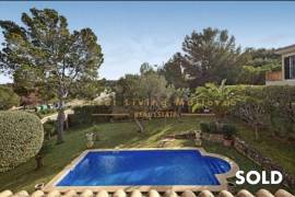 Familien-Villa als Investitionsobjekt in Nova Santa Ponsa mit Panoramablick und Teilmeerblick