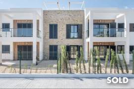 Modern, stylish new apartments with private garden or roof terrace in popular residential area in Cala Murada