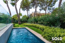 Luxury apartment with sea view in Cas Catala