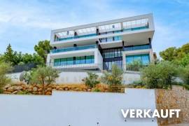 Luxuriöse Wohnung mit Meerblick in Cas Catala