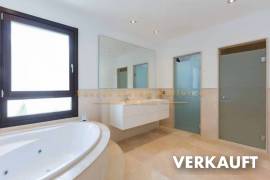 Luxuriöse Neubau-Familienvilla mit viel Platz und Meerblick in Nova Santa Ponsa