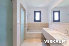 Luxuriöse Neubau-Familienvilla mit viel Platz und Meerblick in Nova Santa Ponsa