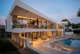 Neubau Villa der Extraklasse mit Teilmeerblick in Villengegend von Nova Santa Ponsa