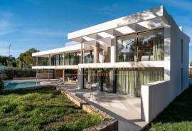 Neubau Villa der Extraklasse mit Teilmeerblick in Villengegend von Nova Santa Ponsa