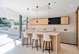 Neubau Villa der Extraklasse mit Teilmeerblick in Villengegend von Nova Santa Ponsa