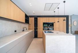 Neubau Villa der Extraklasse mit Teilmeerblick in Villengegend von Nova Santa Ponsa