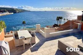 Exklusive Penthouse in first sea row LAS TERRAZAS