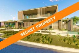 Spectacular new construction villa with stunning sea views