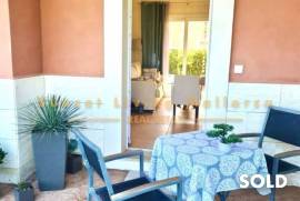Sunny and chic first floor apartment in top maintained residential complex