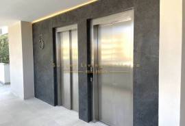 High quality renovated sea view apartment in top location of Puerto Portals