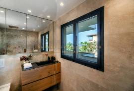 High quality renovated sea view apartment in top location of Puerto Portals