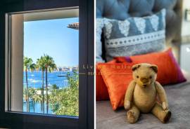 High quality renovated sea view apartment in top location of Puerto Portals